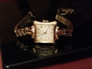 Reloj Dogma Prima 1961 chapado oro 15 Rubís.