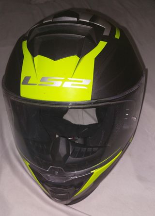 Se vende casco de moto LS2 storm ECE R 22 05