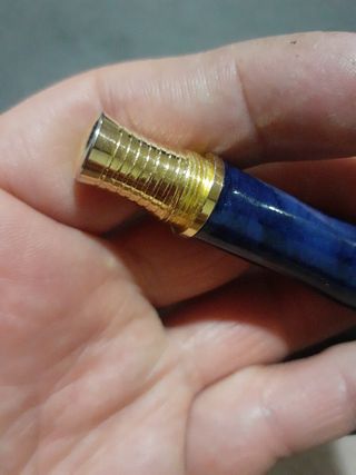 PLUMA CHAPADO EN ORO. 