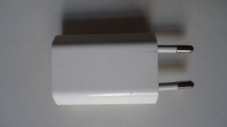 Cargador Apple Original MB707