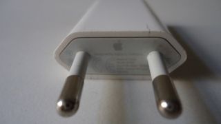 Cargador Apple Original MB707