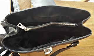 Bolso piel negro marca Donna Karan New York  DKNY