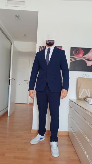 Traje azul