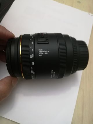 OBJETIVO SIGMA 70MM. DG. 2.8 MACRO PARA NIKON