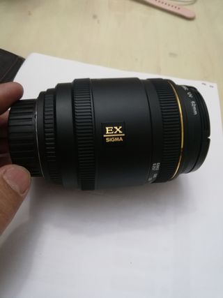 OBJETIVO SIGMA 70MM. DG. 2.8 MACRO PARA NIKON