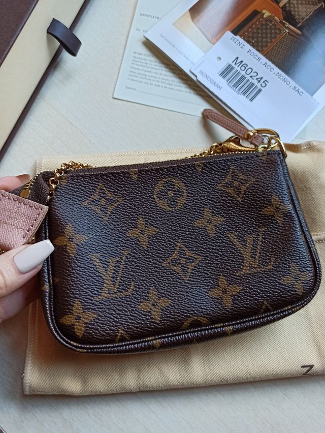 Bolso Mini Pochette Accessoires Louis Vuitton EL