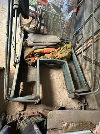 Vano ,recolector de almendras y olivas.