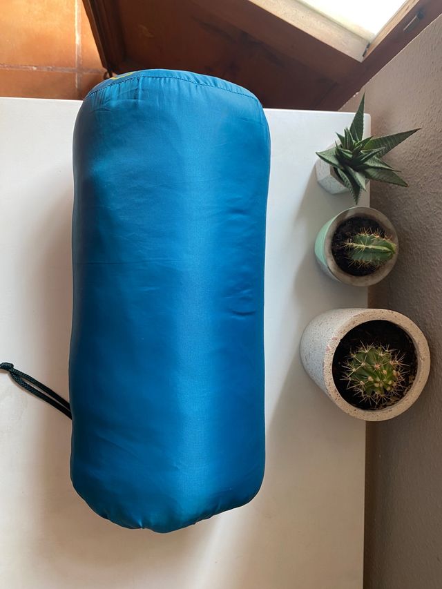 Saco de dormir Decathlon tienda campaña