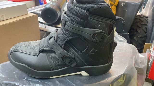 botas moto Thor e ICON