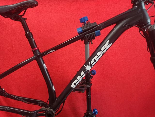 Cuadro On One MTB + componentesTrail Enduro rigida