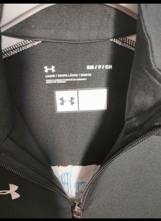 Chaqueta Under Armour negra
