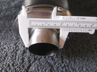 Silencioso leovinci carbono