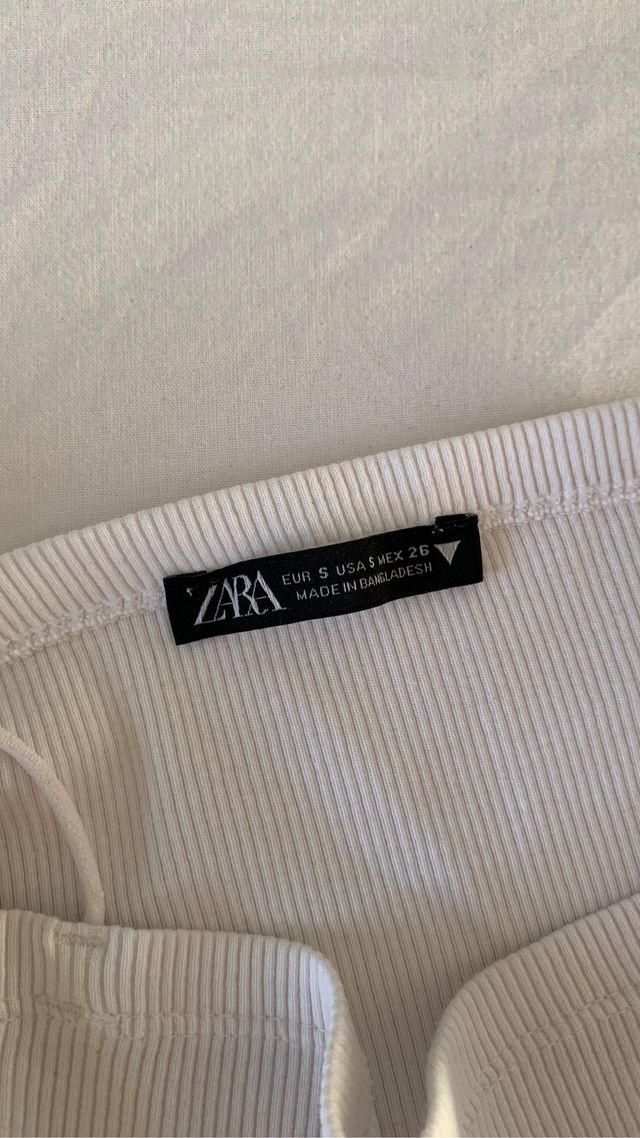 top blanco de tirantes