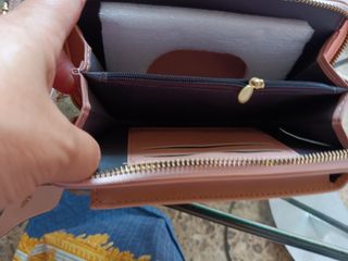 Monedero, porta móvil