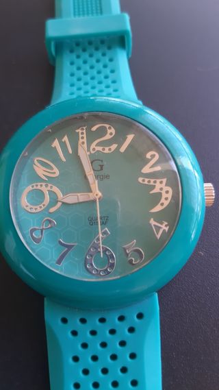 Reloj turquesa plástico