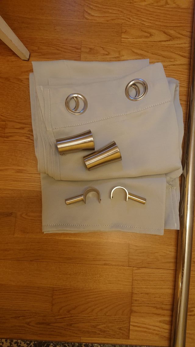 Cortinas aislantes/térmica 140x245 y barra soporte