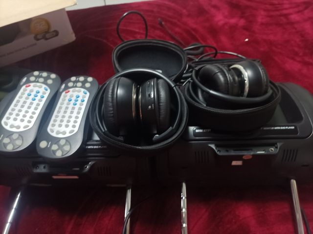 Reposacabezas DVD Caliber MHM273T