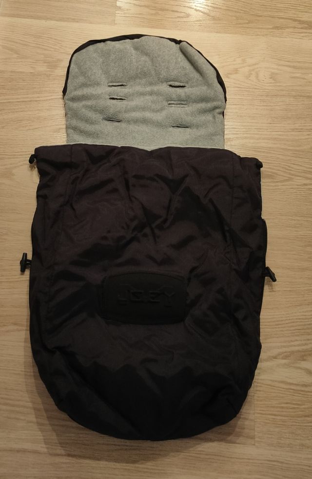 Carrito de bebé marca Mutsy