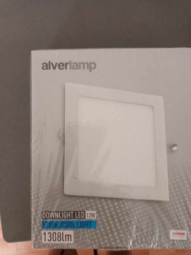 Downlight, luz ,consume muy poco,