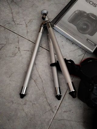 Camera Canon EOS 1100 D