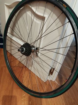 Rueda Mavic bici carretera