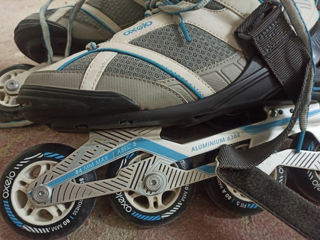 Patines y funda totalmente nuevos Mujer talla 39.