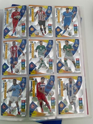 Álbum de cromos adrenalin 21-22 + gratis guía