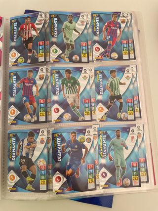 Álbum de cromos adrenalin 21-22 + gratis guía