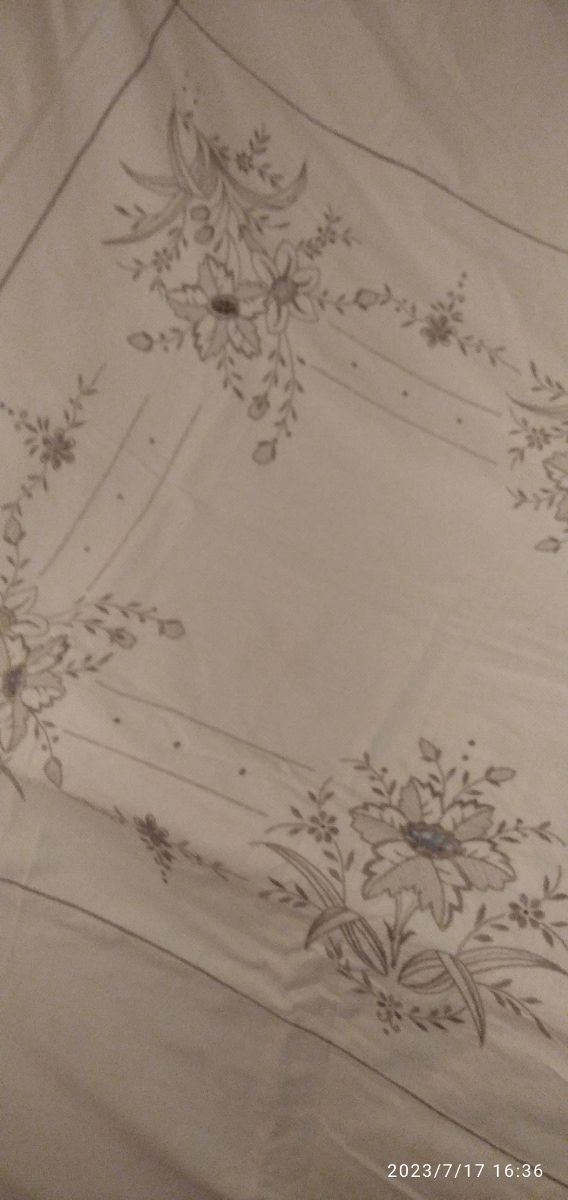 Toalha de mesa. Algodão