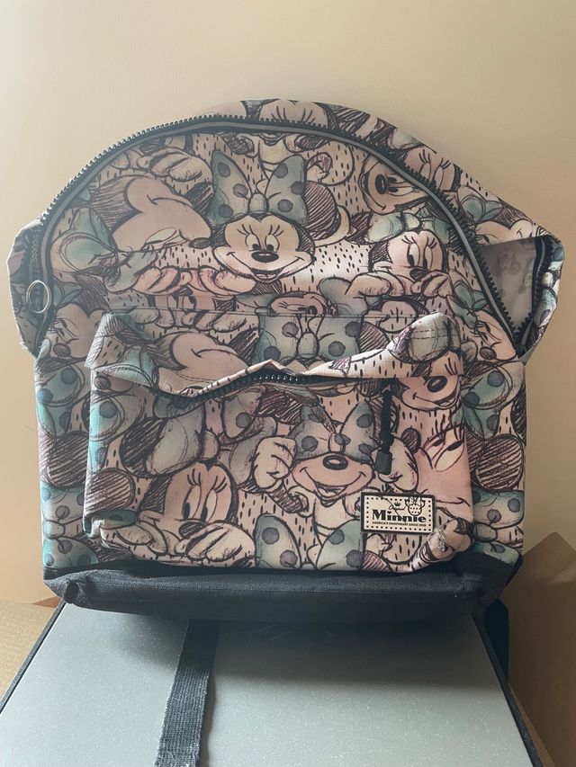 MOCHILA ESCOLAR MINNIE