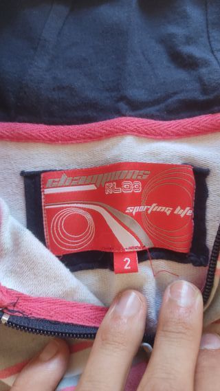 Sudadera deportiva con cremallera