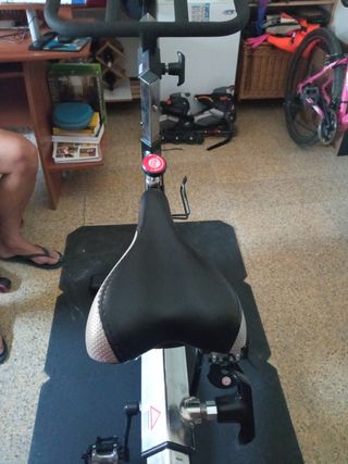 Bicicleta estatica BH B19180