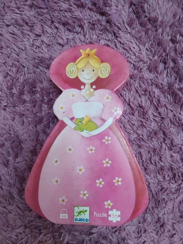 7 puzzles de temáticas distintas.