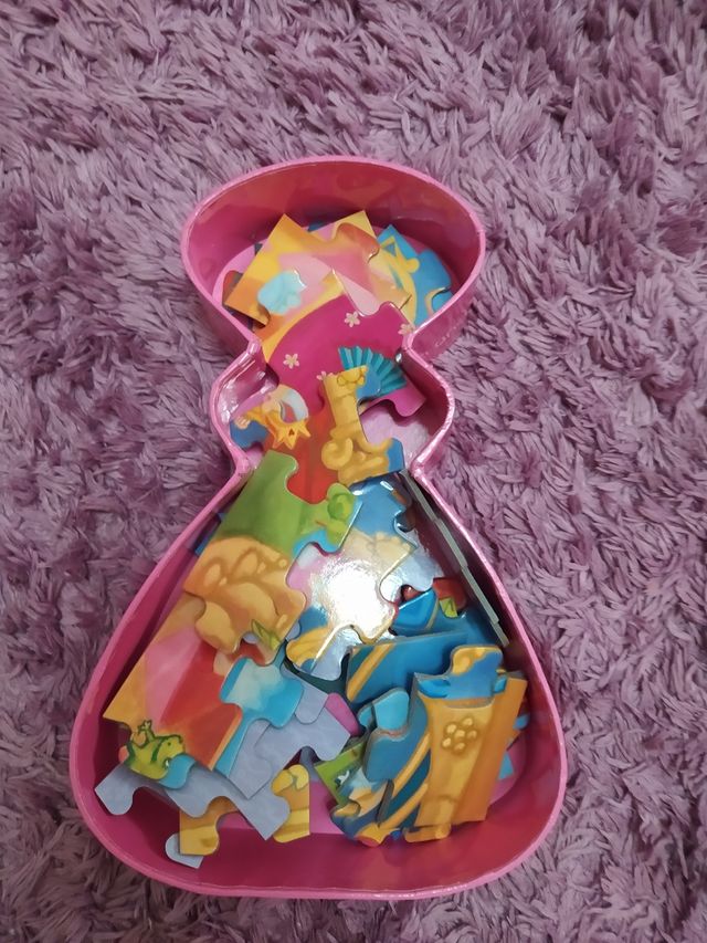 7 puzzles de temáticas distintas.