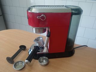 Cafetera De'Longhi Dedica.