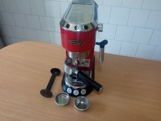 Cafetera De'Longhi Dedica.