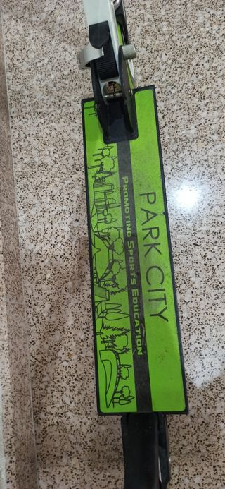 Patinete niño/a verde y negro