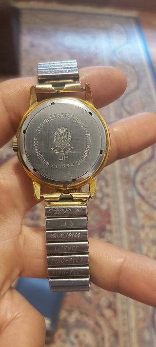 Reloj LIP cuerda . antiguo