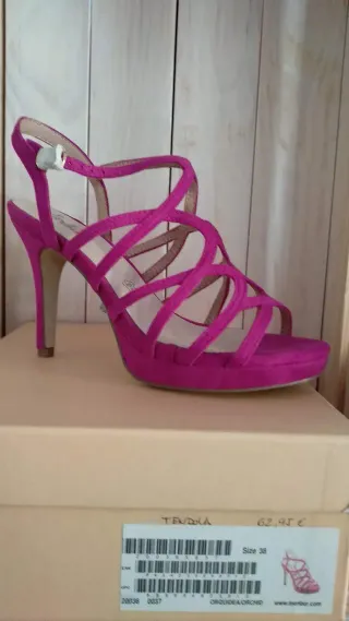 Sandalias tacón nuevas menbur 