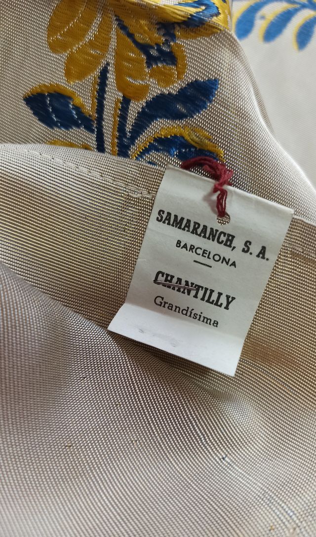 Colcha antigua de Chantilly Francia Nueva