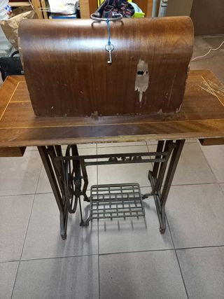 Máquina de coser Alfa