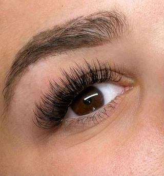 Lifting de pestañas y tinte y Extensiones de pesta