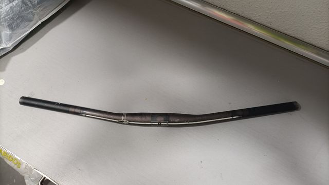 Manubrio CANNONDALE C2 - 680 mm (alluminio)