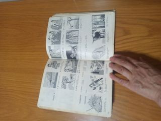 libro de texto antiguo