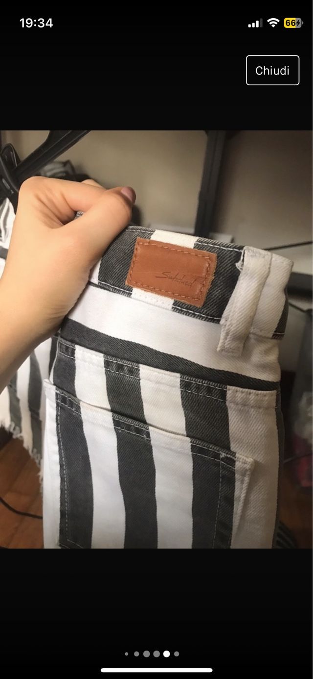 Pantaloncini a righe