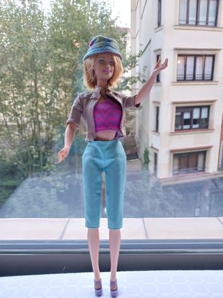 MUÑECA BARBIE ANTIGUA Y ORIGINAL