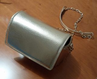 Sandalias y bolso fiesta