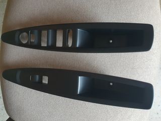 Paneles de interruptores de puertas C4