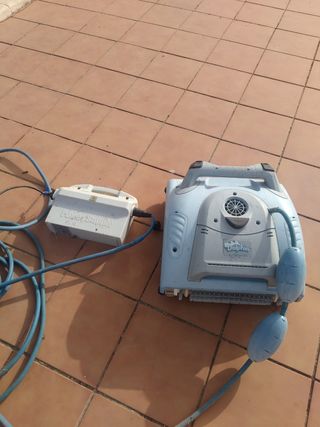 Robot limpiador de piscina 