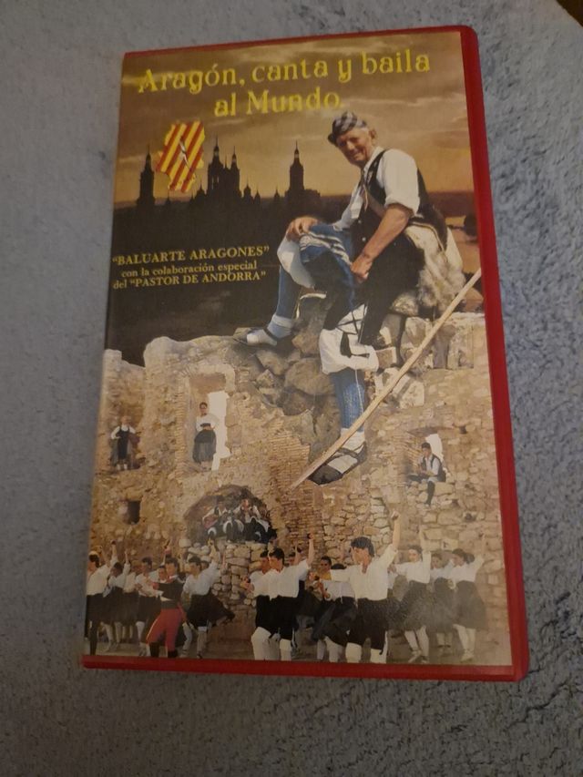 Pelicula vhs Aragon canta y baila al mundo